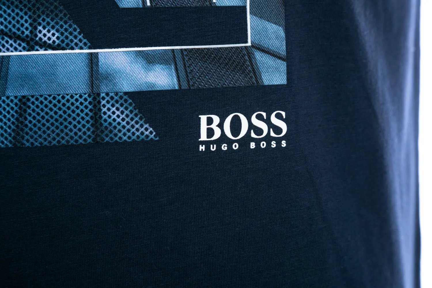 BOSS Tee 11 T Shirt in Navy