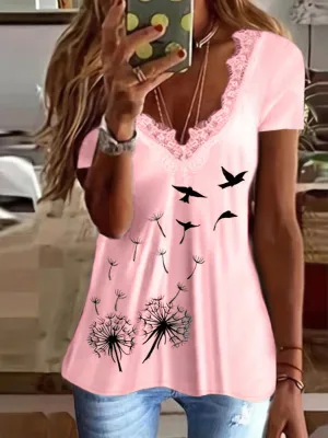 Feminine Contrast Lace Dandelion T-Shirt - Lightweight & Breathable for Spring/Summer - Fashionable Short Sleeve Top for Womens Wardrobe