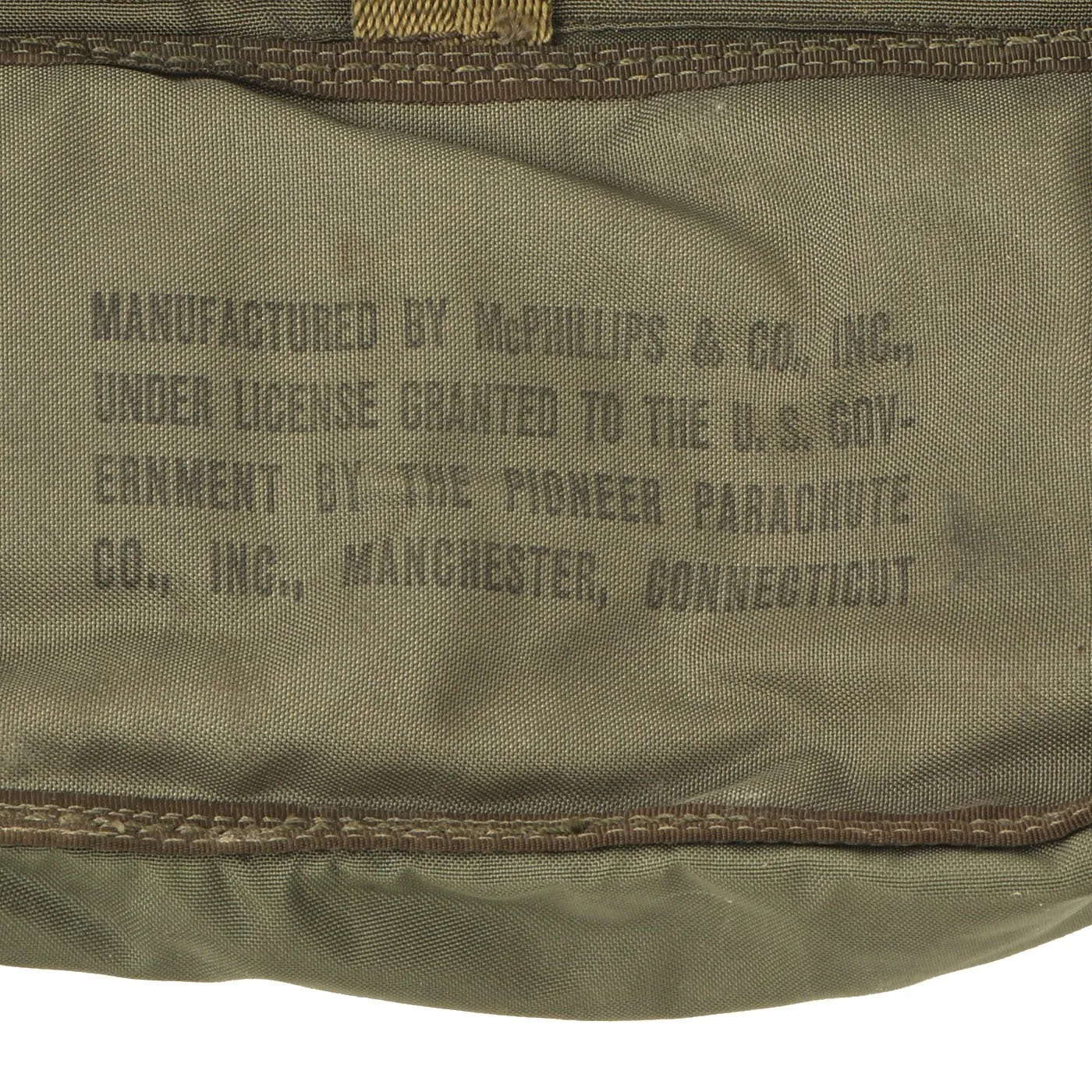 Original U.S. Korean War North American F-86 Sabre Pilot Emergency Parachute Pack with Harness Dated March 1953