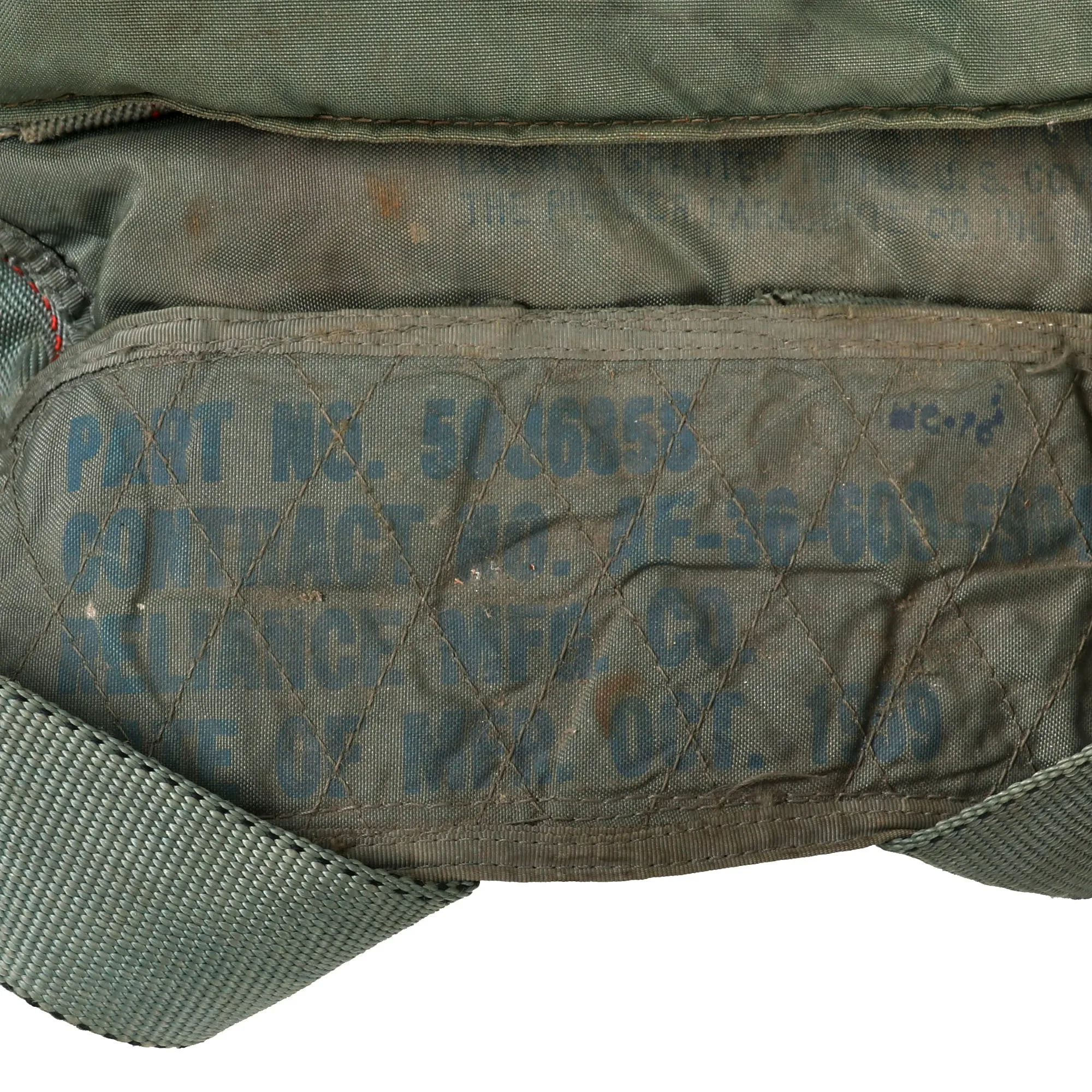 Original U.S. Vietnam War NB-8 Personnel Parachute Assembly With Canopy by Reliance Mfg. Co. - Dated 1959