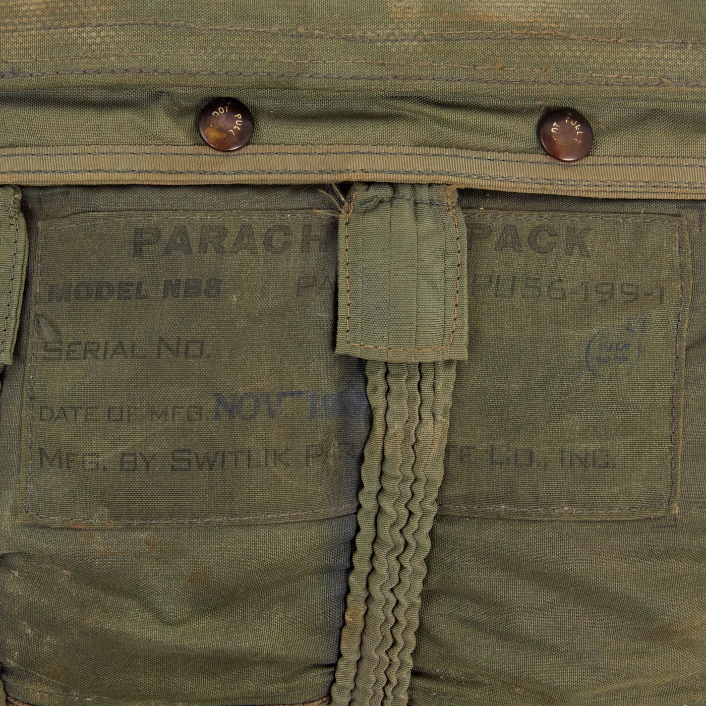 Original U.S. Vietnam War NB-8 Personnel Parachute Assembly With Canopy by Switlik - Dated 1959