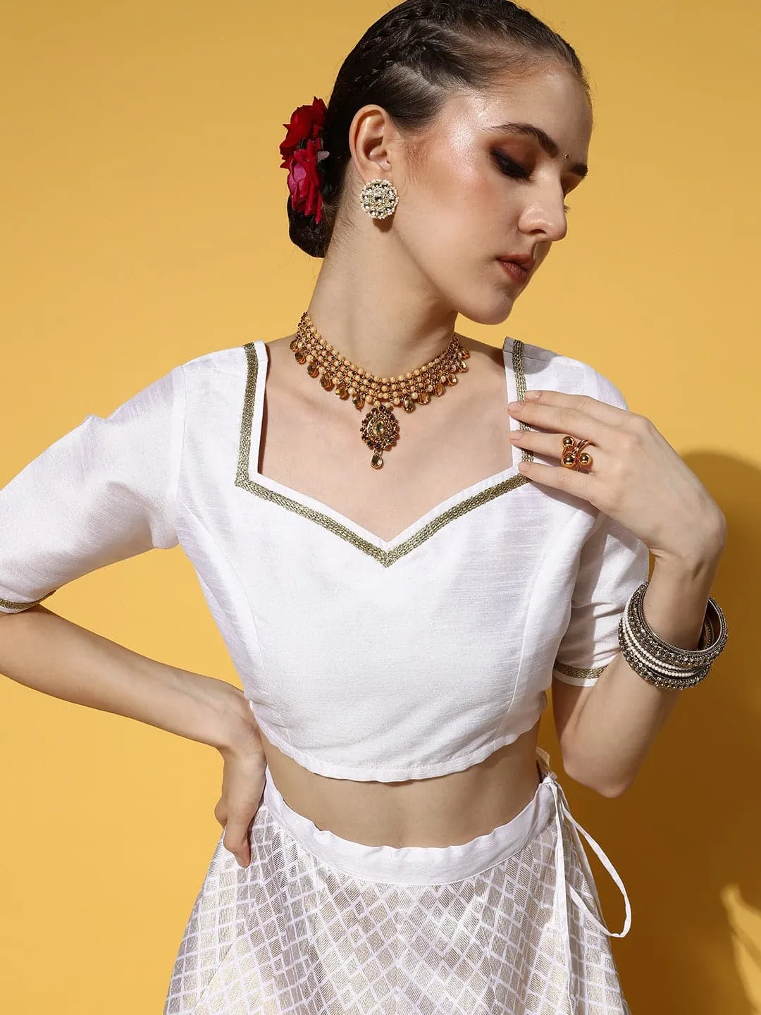 Women White Sweetheart Neck Crop Top