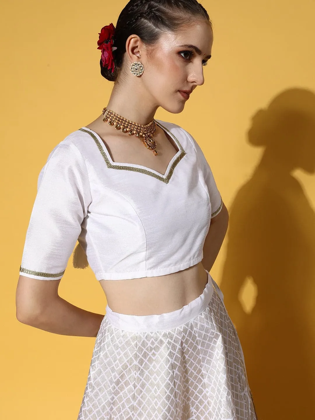 Women White Sweetheart Neck Crop Top